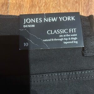 Jones New York Classic Fit Black denim jeans NWT